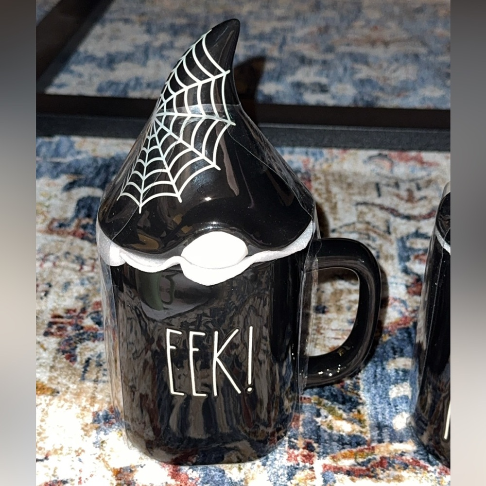 NWT Rae Dunn Ceramic Black Halloween Coffee Tea Mug Cup w/Topper EEK HOCUS POCUS - Picture 4 of 4